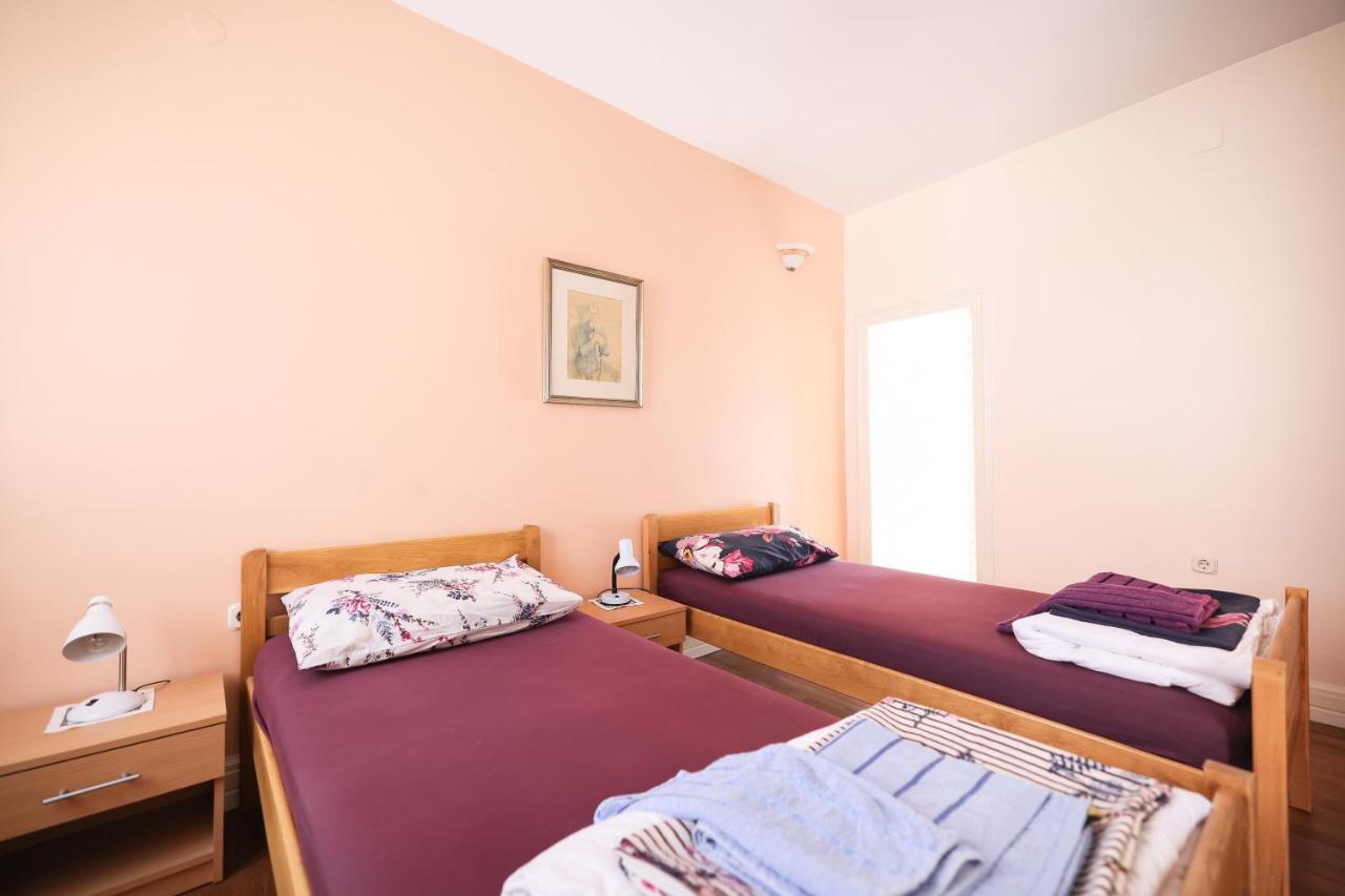Two Bedroom Apartment In City Center Igor Zadar Exterior photo