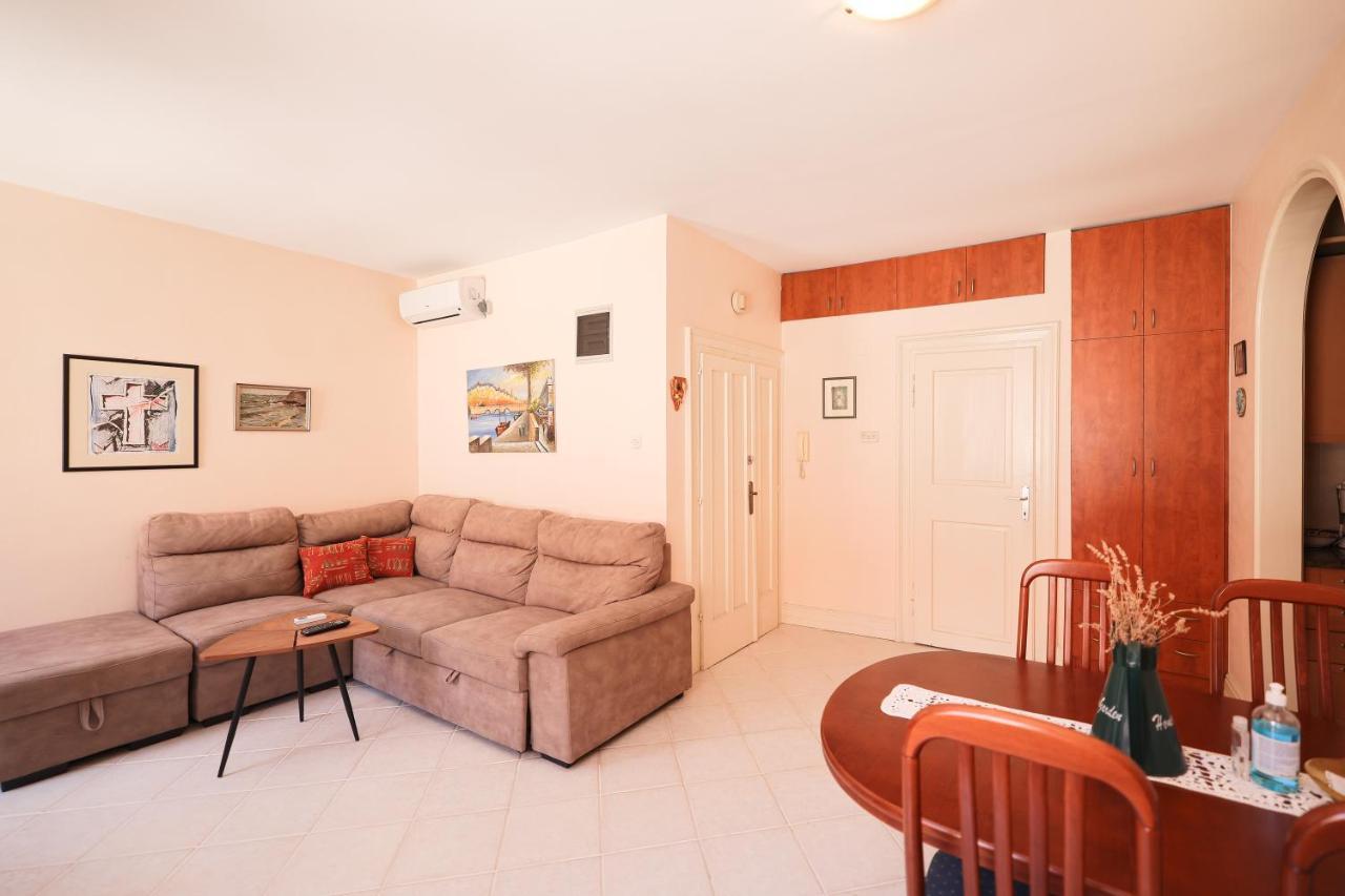 Two Bedroom Apartment In City Center Igor Zadar Exterior photo